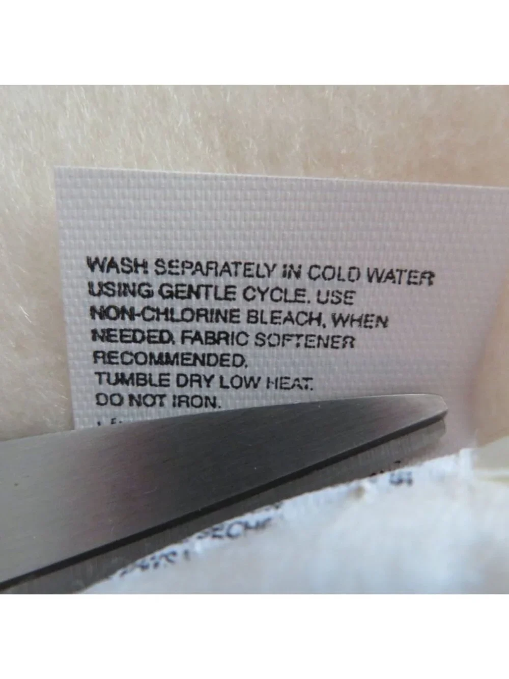 New Vintage Off-White Thermal Acrylic Blanket Satin Trim Twin 64
